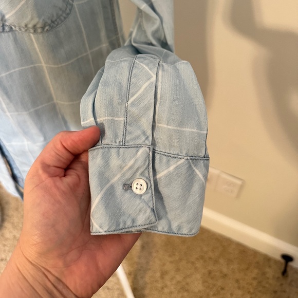 NWOT Rails Carter Blouse - Picture 4 of 8
